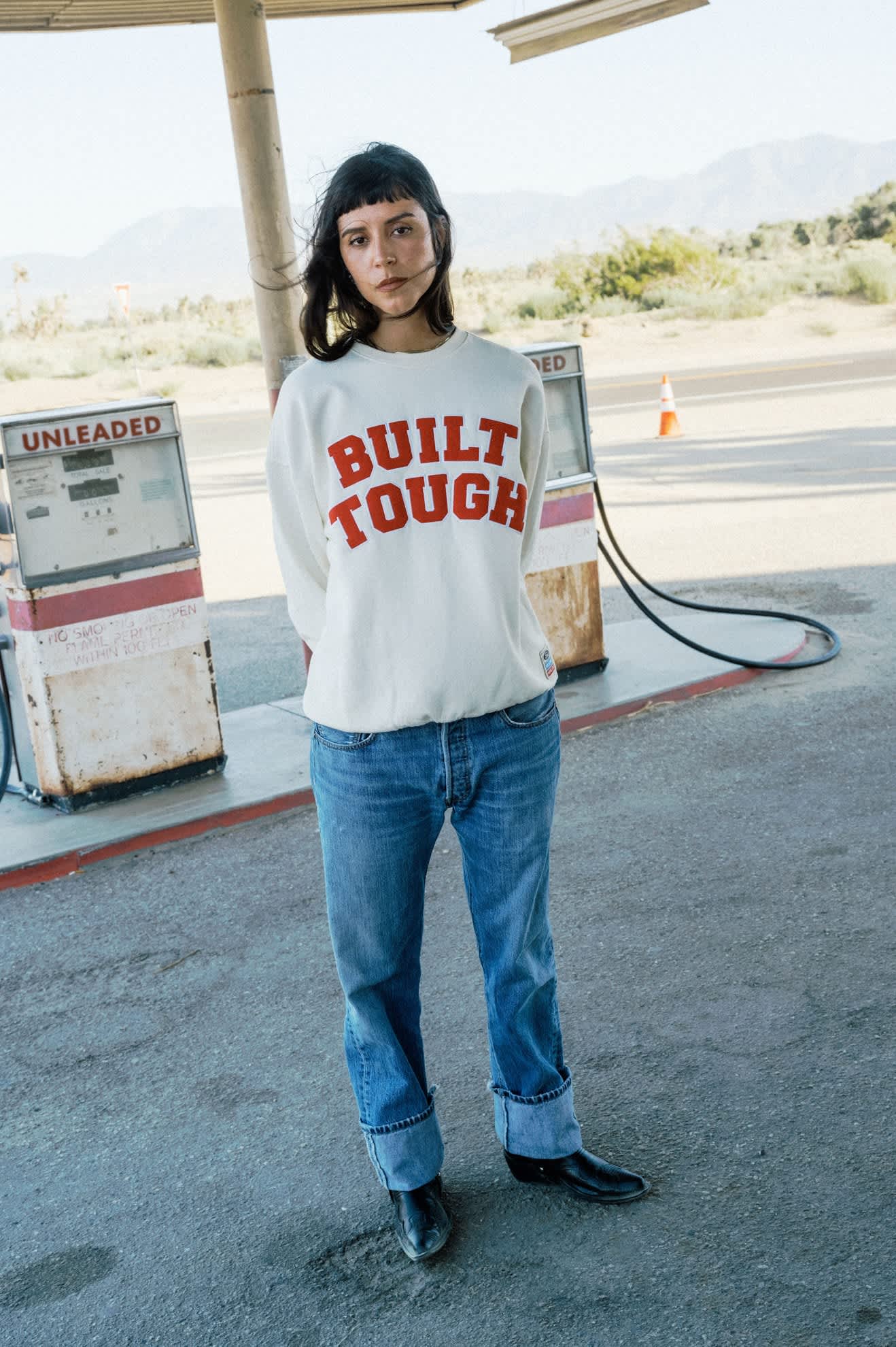 Brixton x Ford Built Tough Crew Fleece – Wimbledon White