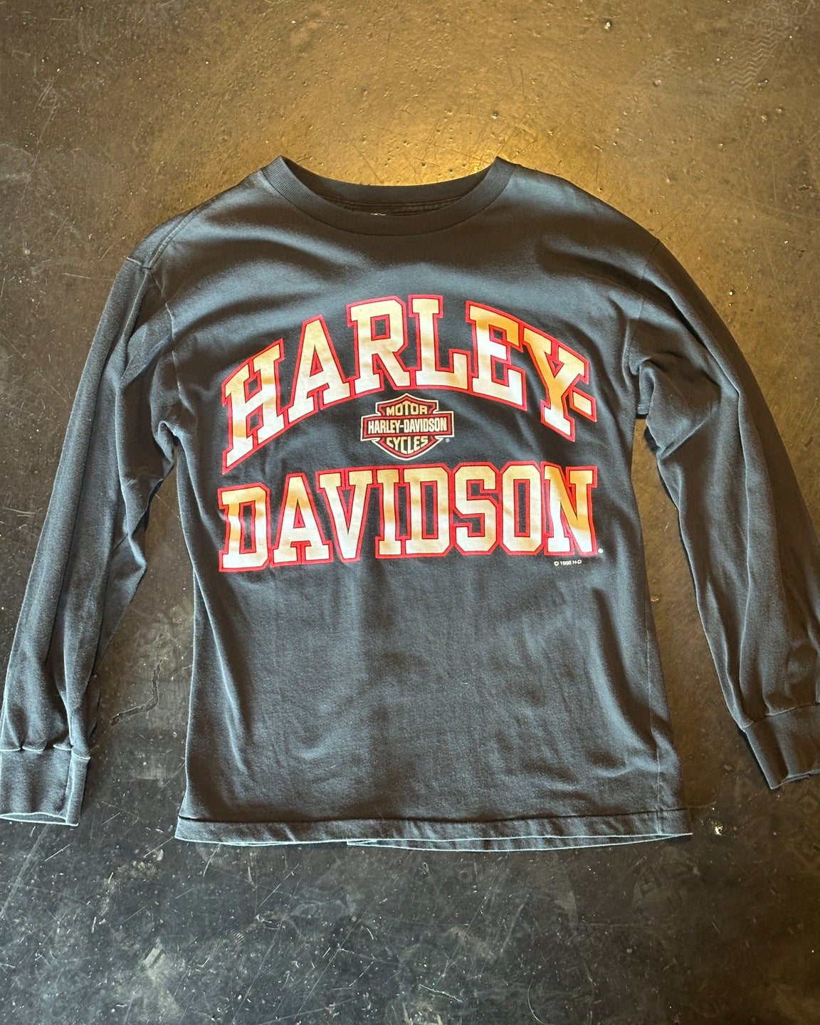 Vintage black Harley-Davidson long-sleeve T-shirt front