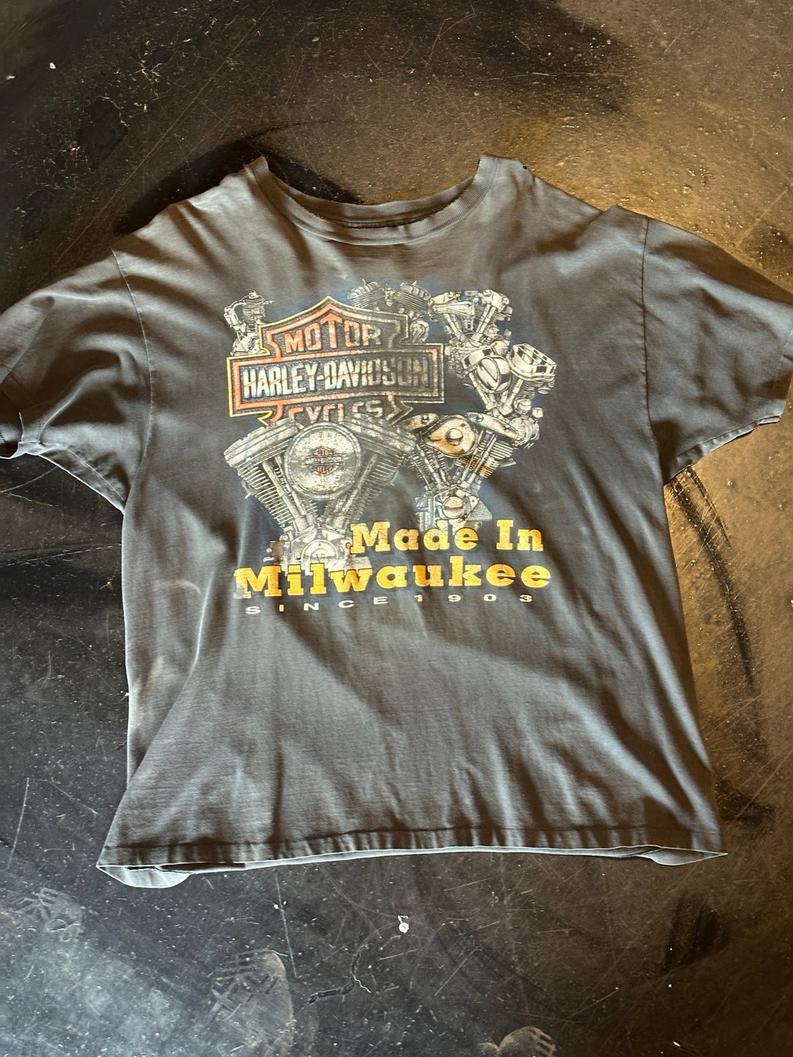 Vintage black Harley-Davidson Made in Milwaukee T-shirt front